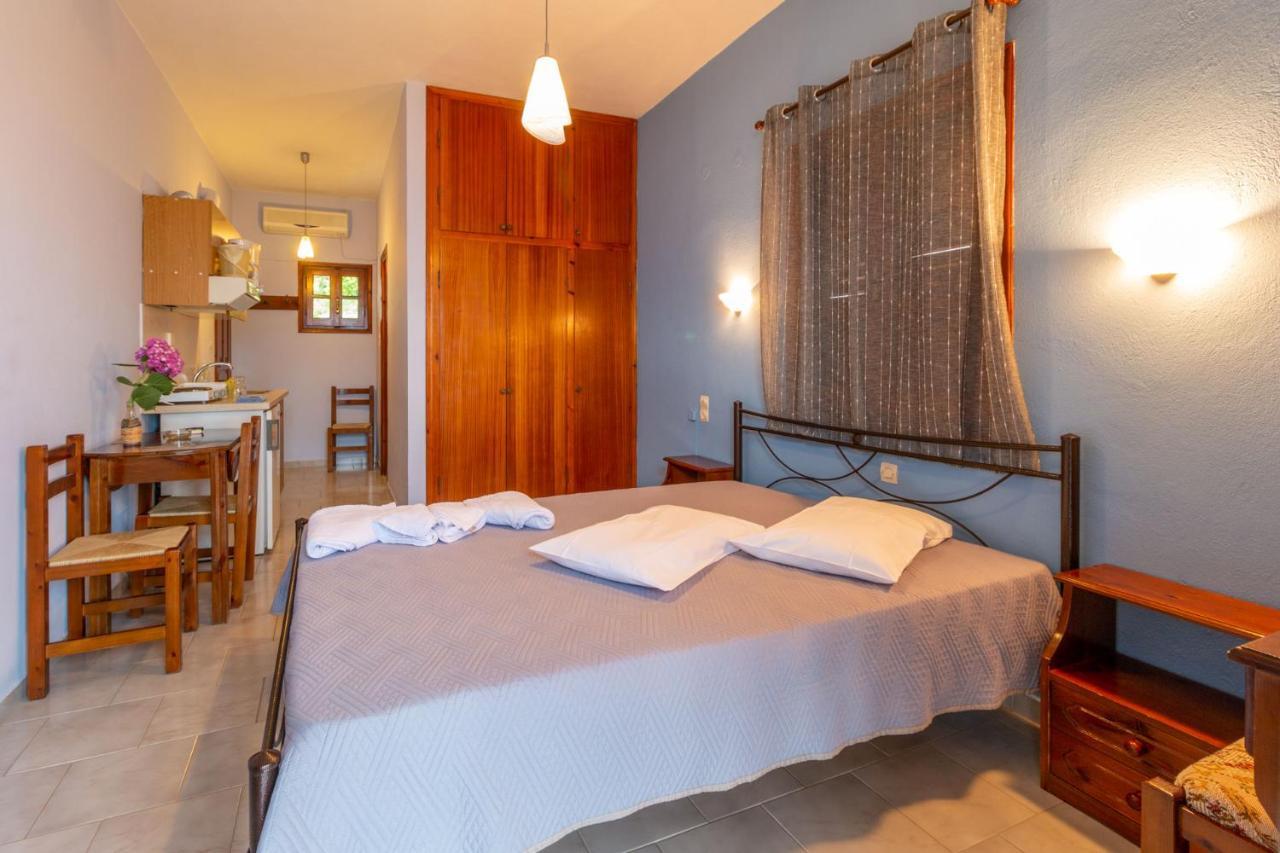Kyma Papa Nero Apartment